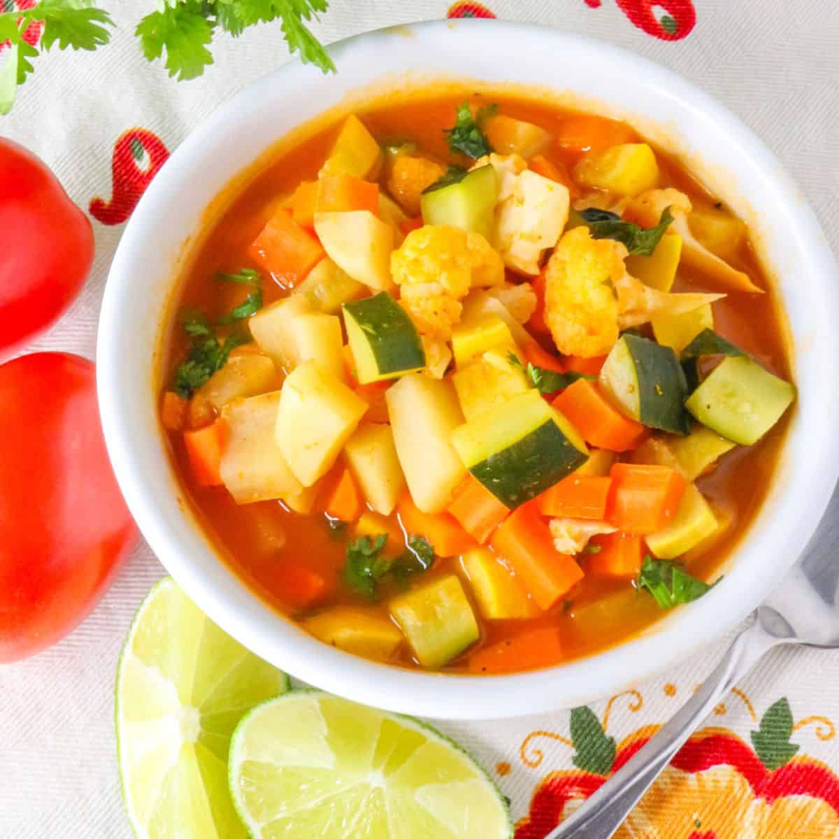 Quick Sopa de Verduras: Authentic Mexican Vegetable Soup in 35 Minutes